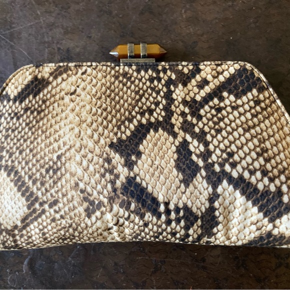 Banana Republic Clutch & Style Bag! 2 for 1! 🔥 FIRM PRICE - Picture 6 of 14